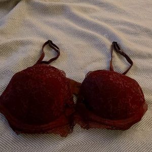 Hollister “Gilly Hicks” Push ‘Em Up Plunge Bra